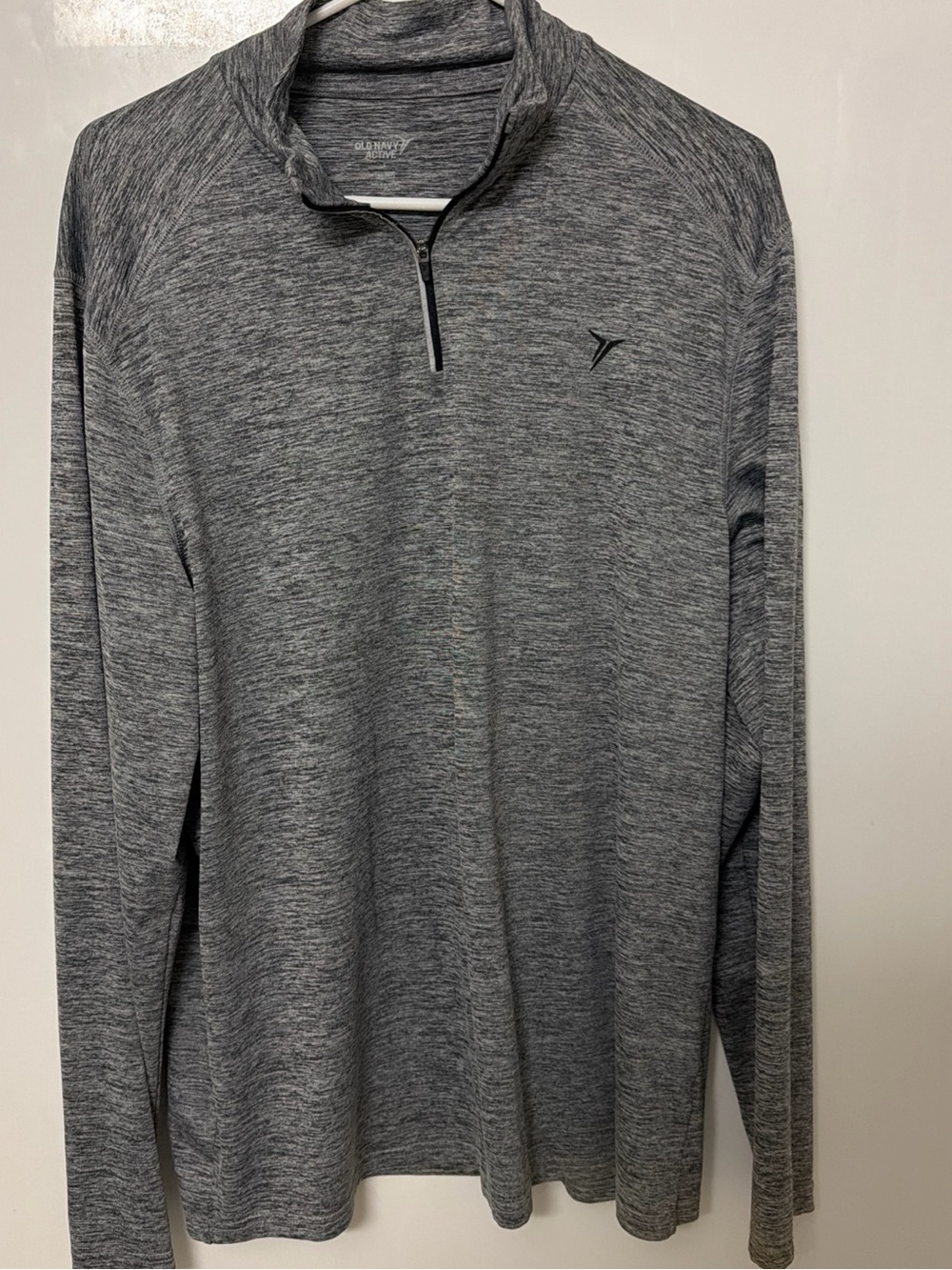 Old Navy Men’s Gray Heather Long-Sleeve Quarter Zip Pullover